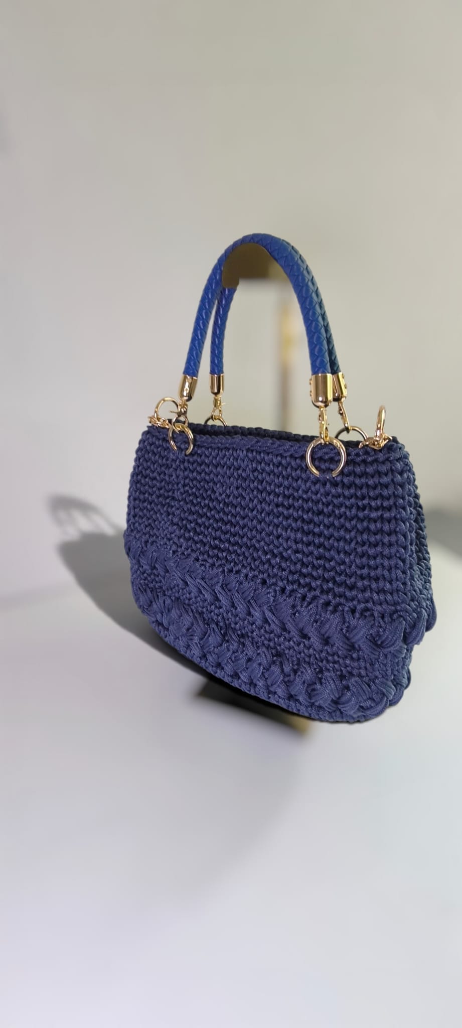 Cora Fashion „Marina“ Handtasche – Marineblau