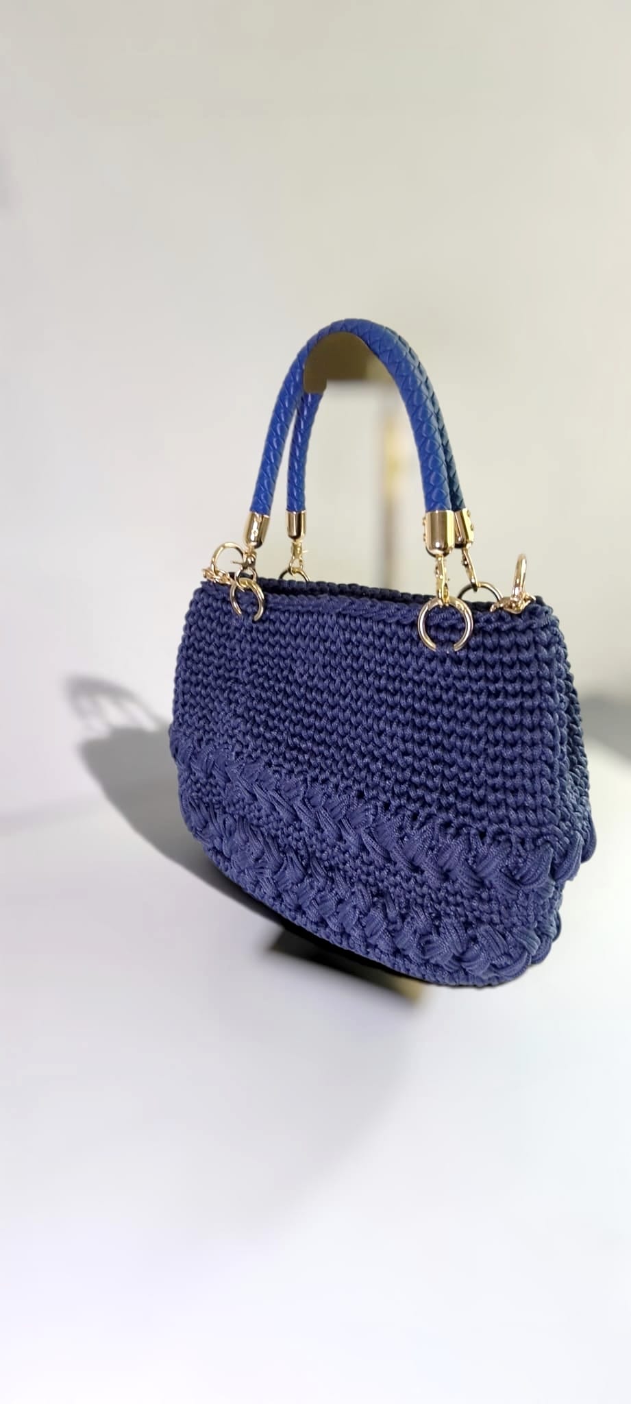 Cora Fashion „Marina“ Handtasche – Marineblau